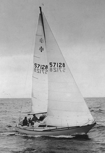 Islander 28 sailboat under sail