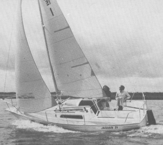 Jaguar 21 sailboat under sail