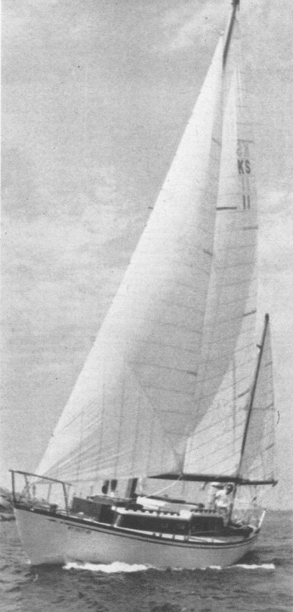 Kappa san 35 sailboat under sail