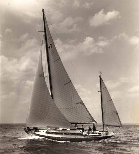 Loki 38 ss sailboat under sail