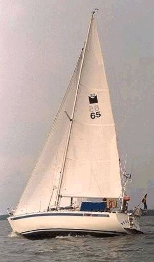 Mamba 33 sailboat under sail