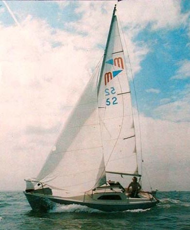 Medina 20 sailboat under sail