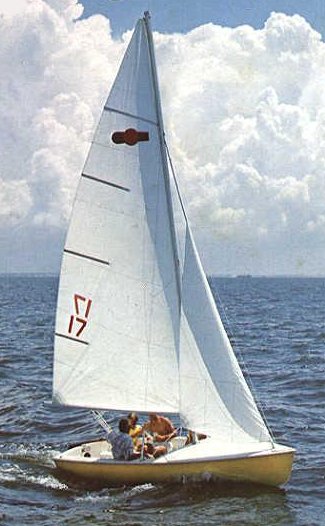 Mutineer 15 sailboat under sail