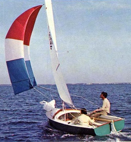 Javelin 14 fox sailboat under sail