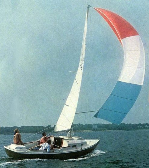 Tempest 23 O'day sailboat under sail