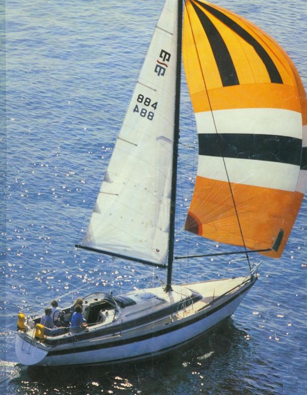 Optima 98 g dehler sailboat under sail