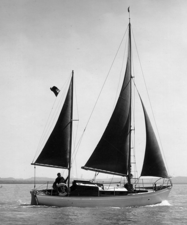 Peter duck sailboat under sail