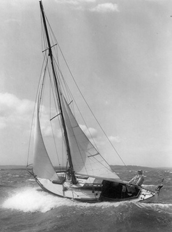 Pintail rossiter sailboat under sail