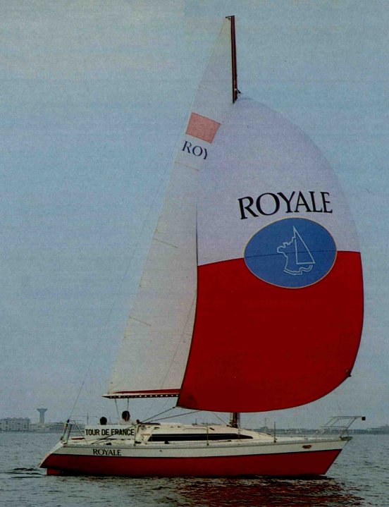 Rush royale 31 jeanneau sailboat under sail
