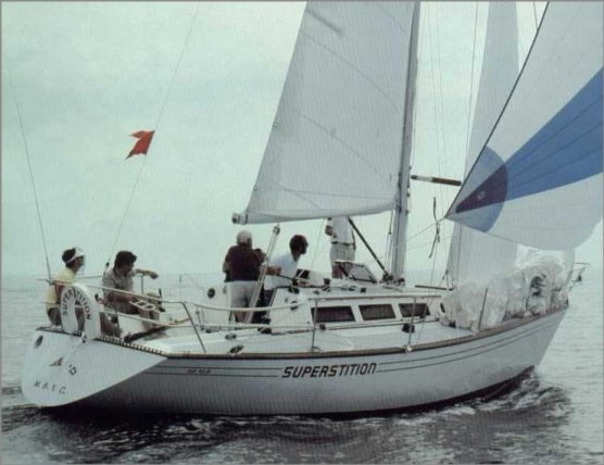 S2 103 sailboat under sail