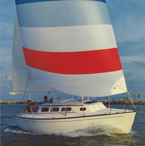 S2 27 sailboat under sail