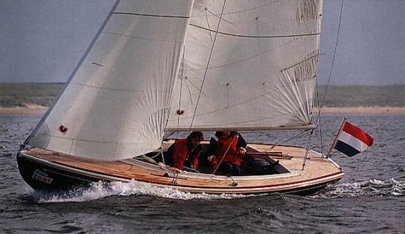Sc 65 saffier sailboat under sail