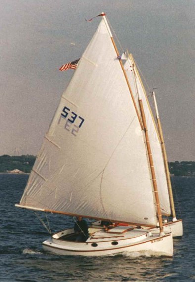 Sanderling sailboat under sail