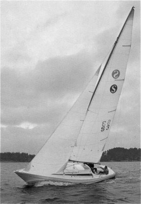 Seniorita helmsman sailboat under sail