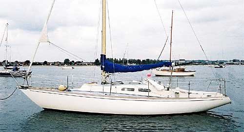 She 31 sailboat under sail
