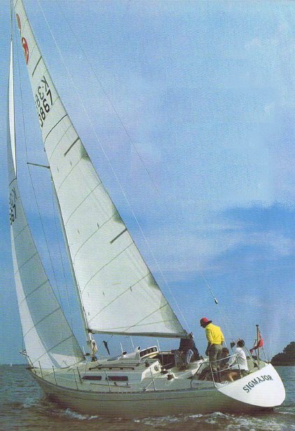 Sigma 36 thomas sailboat under sail