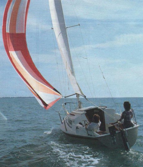 Spindrift 22 sailboat under sail