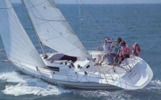 Sprint 95 sailboat under sail