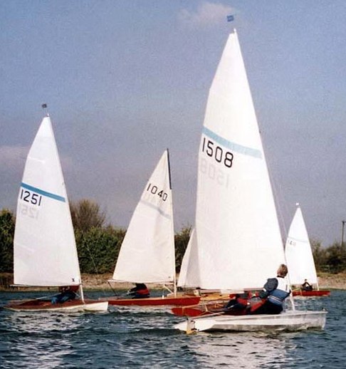 Streaker sailboat under sail