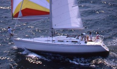 Sun charm 39 jeanneau sailboat under sail