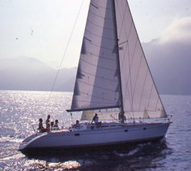 Sun kiss 47 jeanneau sailboat under sail