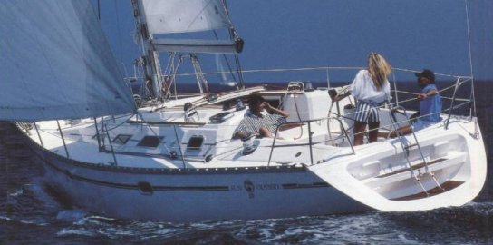 Sun odyssey 39 jeanneau sailboat under sail
