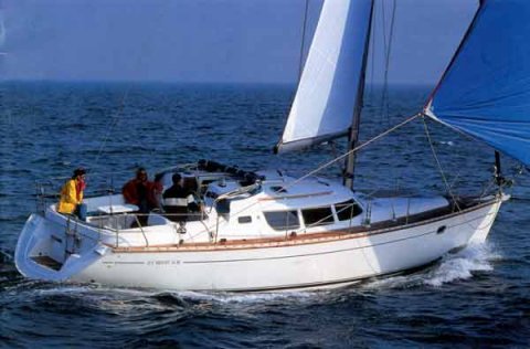 Sun odyssey 40 ds jeanneau sailboat under sail