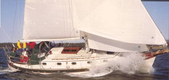 Tashiba 36 sailboat under sail