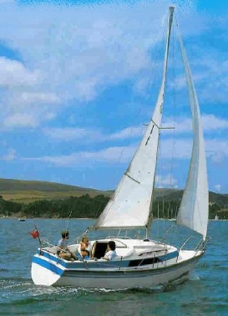 Venturer 22 newbridge sailboat under sail