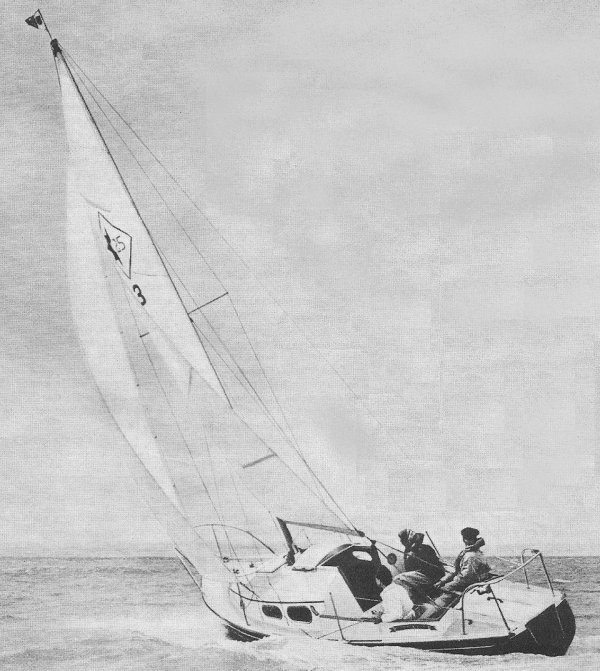 Westerly 25 sailboat under sail