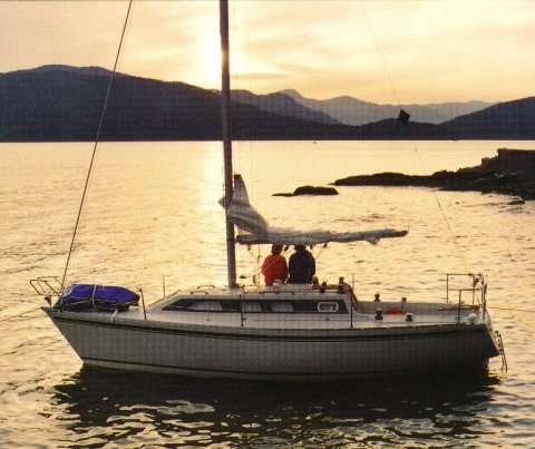 Yamaha 28 sailboat under sail