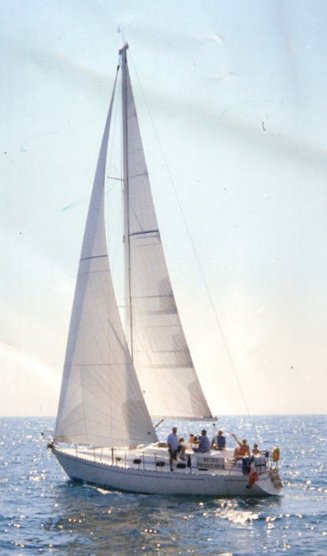 Zuanelli 401 sailboat under sail